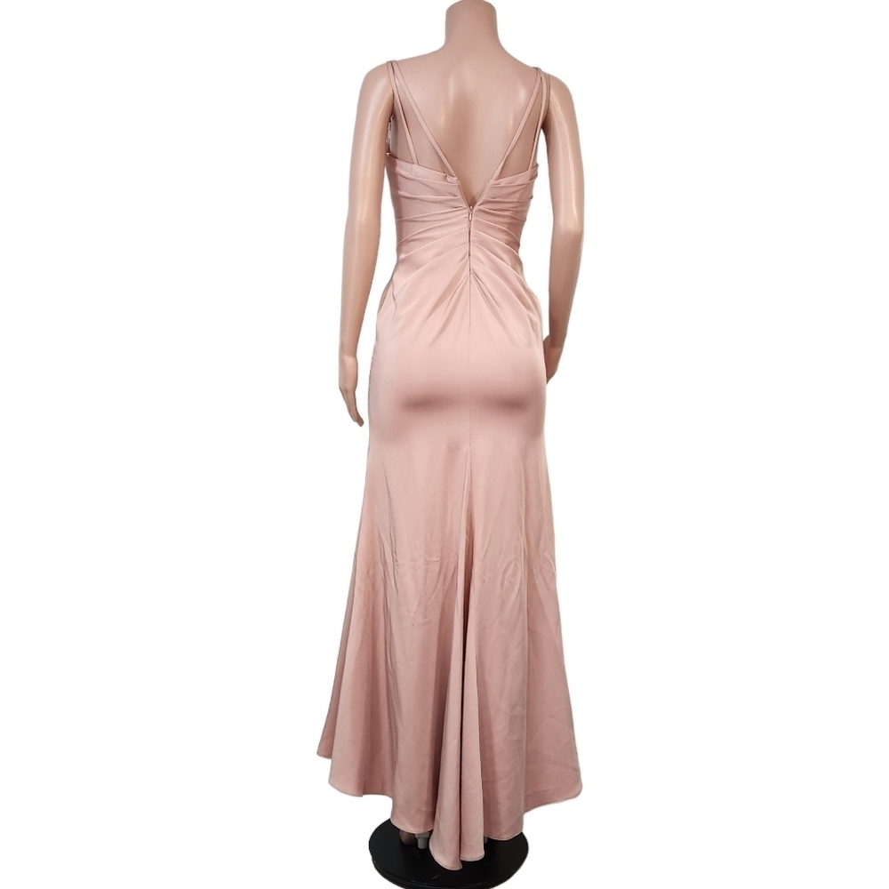 Amelia Couture 366 Beautiful Elegant Long Sleeveless Rose Gold dress Sz 6 - Picture 7 of 13